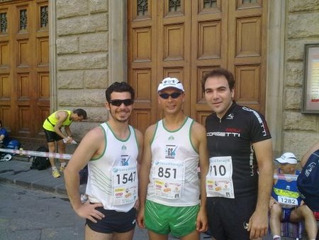 Atleti del GS Montegargnano al Passatore 2011...