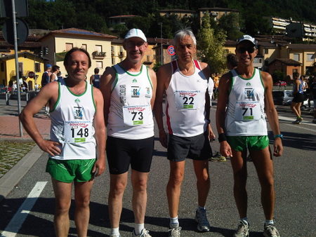 Atleti del GS Montegargnano alla Tre Campanili di Vestone...